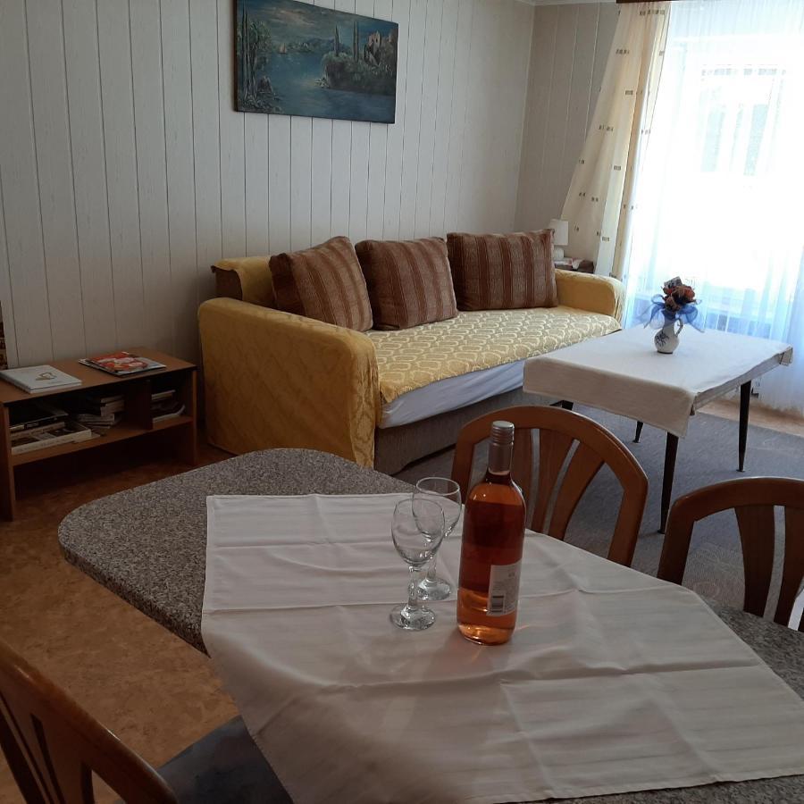 Apartments Gale Делнице Экстерьер фото